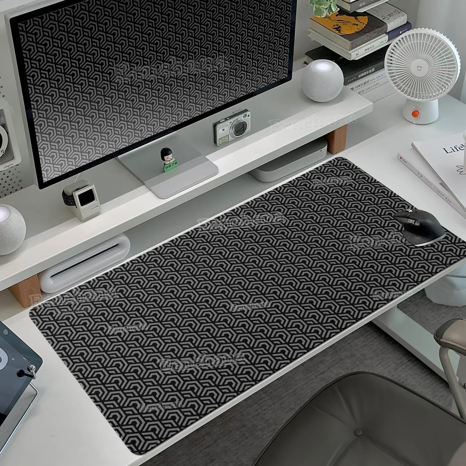 

Large Black Wave Gamer Mouse Pad HD Print Hexagon Office Keyboard Expansion Pad XXL Desktop Gaming Pc Setup Gaming Decoration