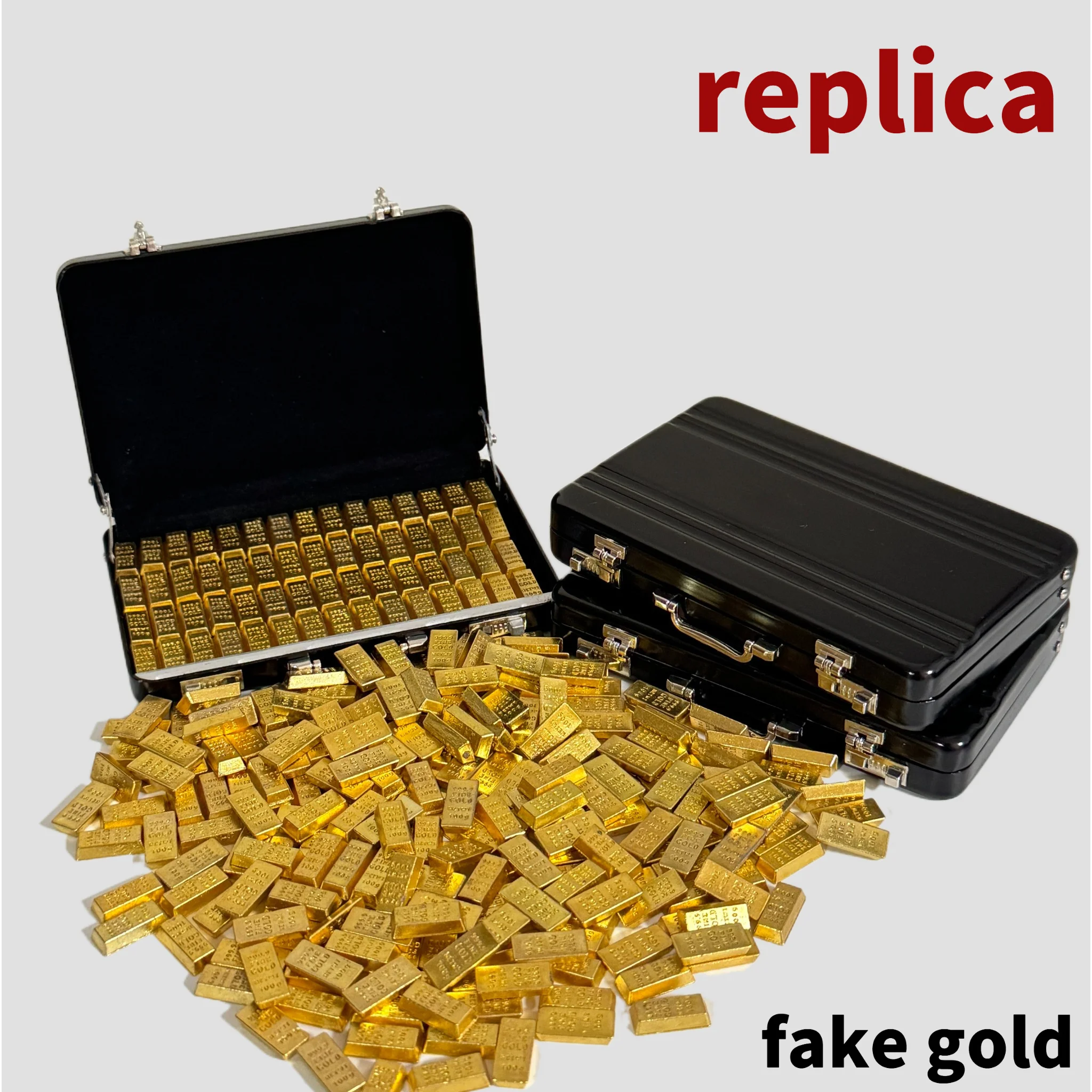 

Набор из 110 золотых слитков из алюминиевого сплава с алюминиевым кейсом для переноски и настоящим алюминиевым футляром для хранения.
