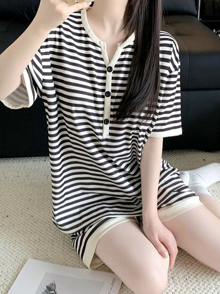 

Women's Summer Pajama Set Ice Silk Stripe Short Sleeve Shorts Two Piece Home Loungewear Outfit For Indoor Or Casual Wear