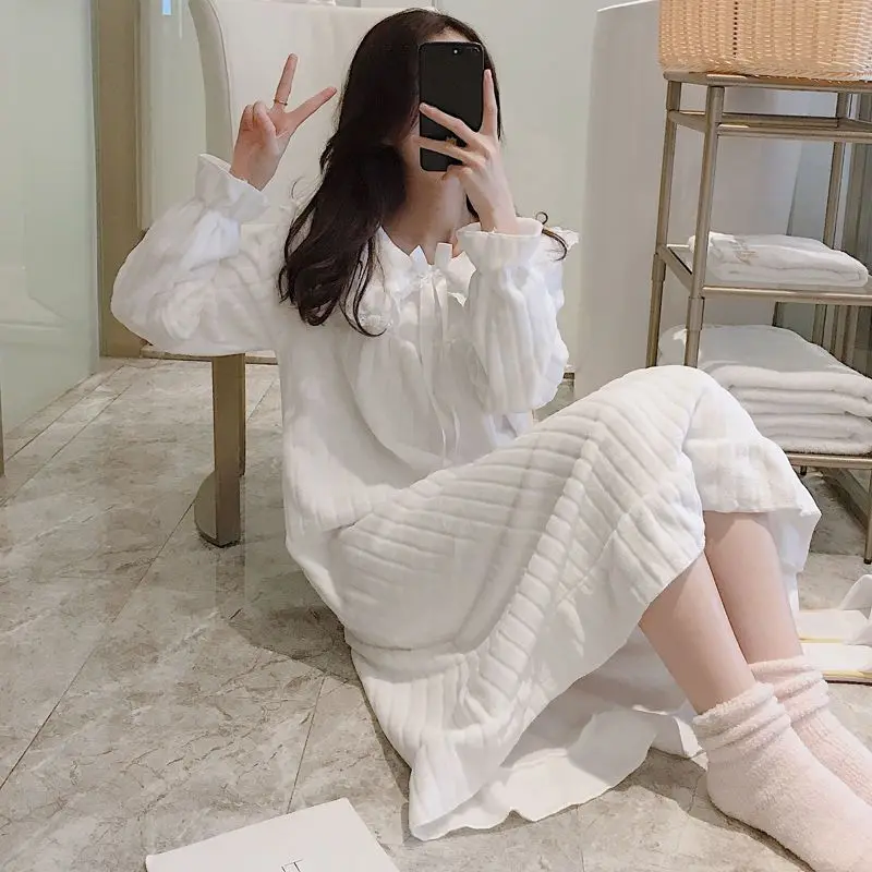 Peter Pan Collar Women Nightgown Korean Ruffles Sleepwear Fleece Winter Night Dress Knee Length One Piece Pajamas Warm Home Wear