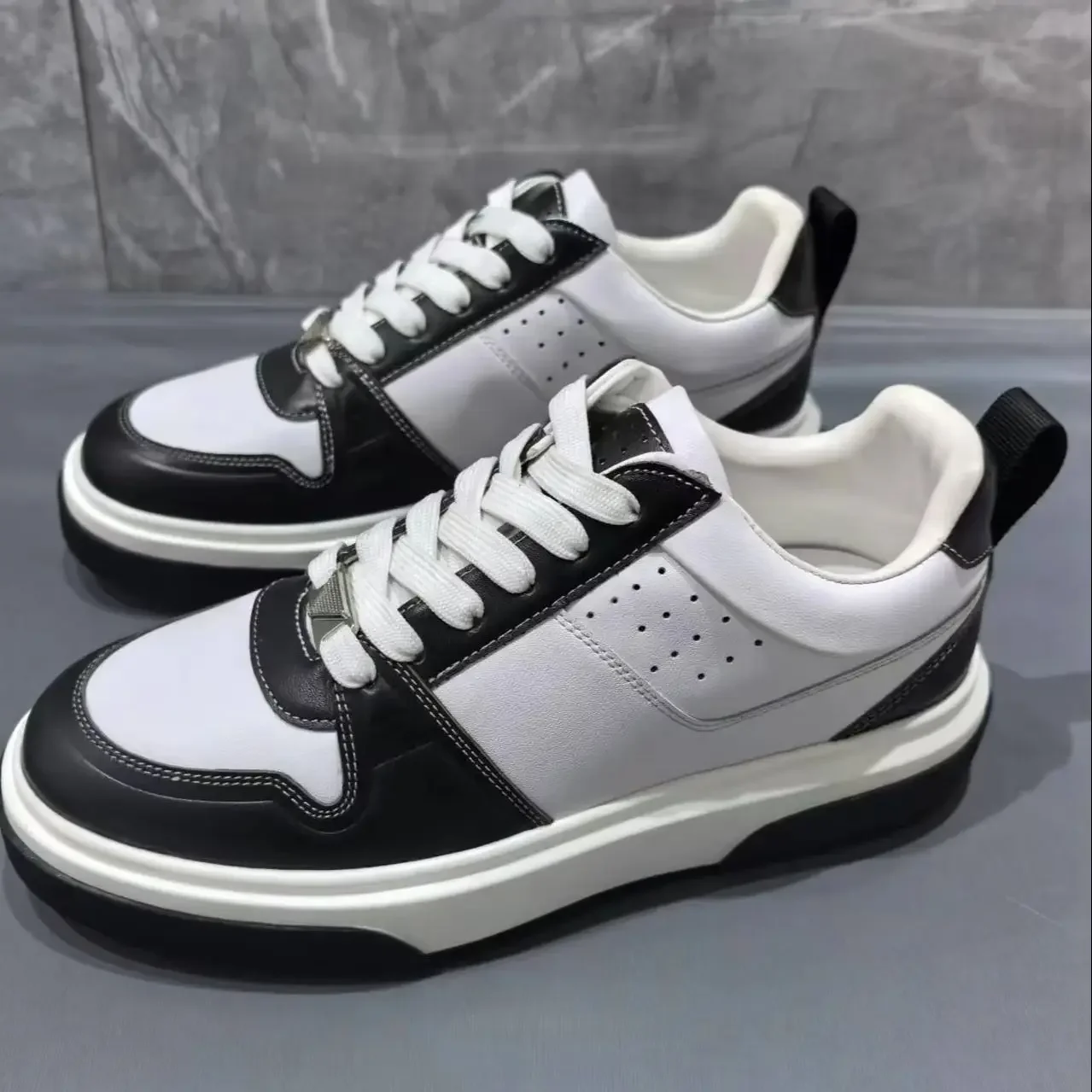 

Кроссовки с круглым носком в стиле пэчворк, мужские кроссовки на плоской подошве со шнуровкой, удобная мужская повседневная спортивная обувь из натуральной кожи