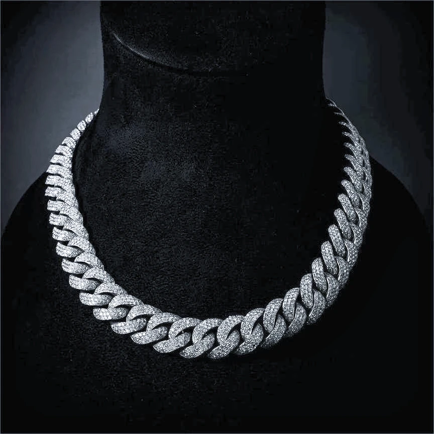 

18mm Luxury Cuban Chain Hip Hop Iced Out Chain 4 Rows 925 Sterling Silver Miami VVS Moissanite Cuban Link Chain