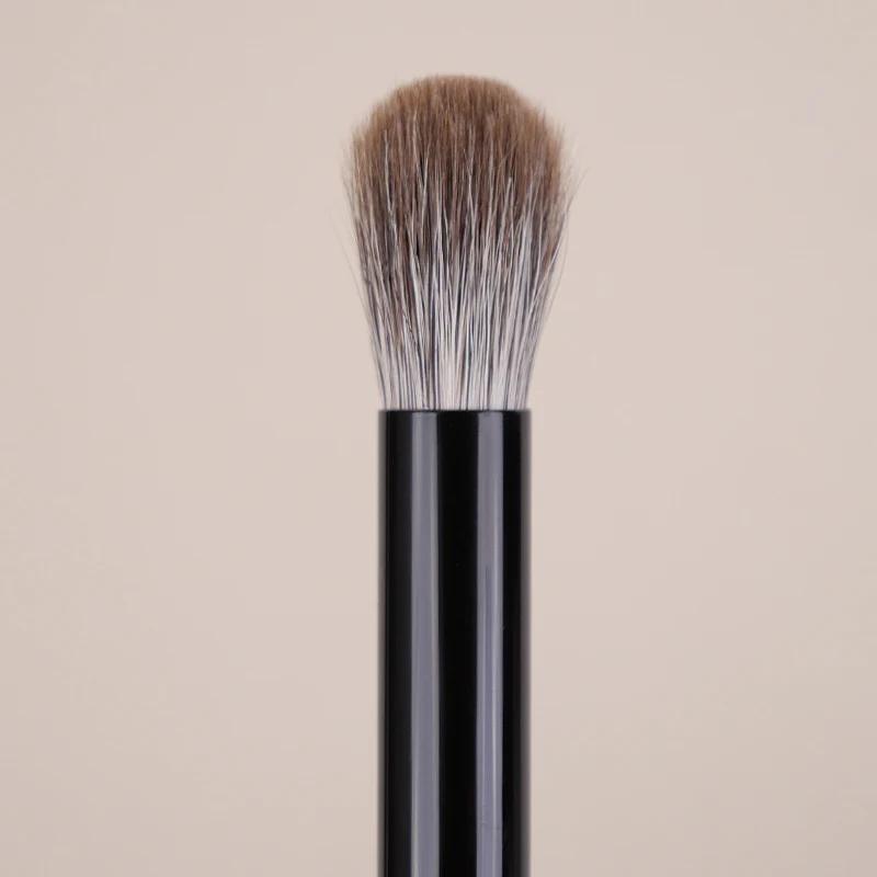 YIZHIBI professional hand-made makeup brush face brush eye brush snow fox hair.