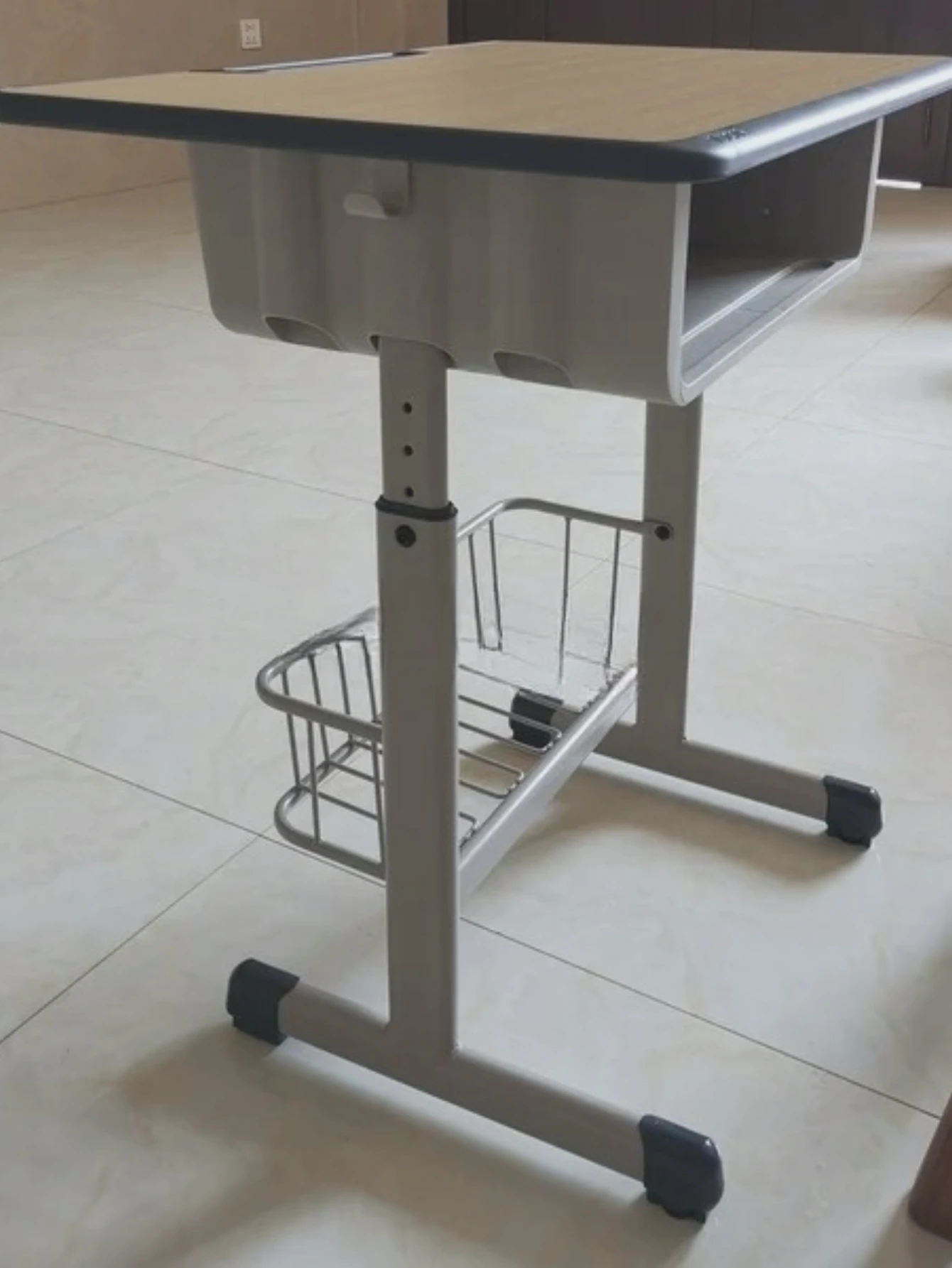 

'Custom children's school furniture desk and chair set adjustable student tables and chairs single for classroom primary school