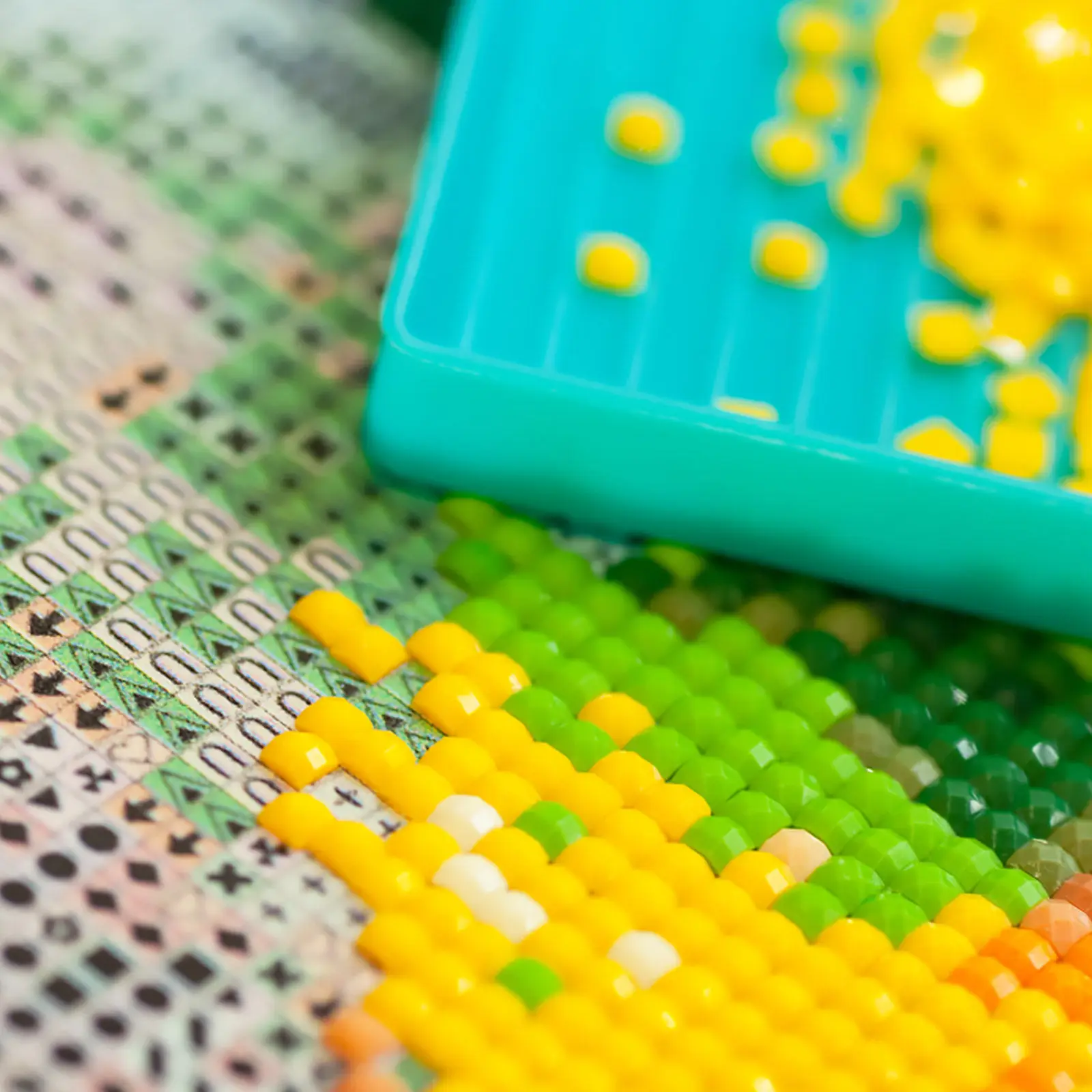 

Resin Square Diamonds Drill Painting Rhinestone Beads Accessories Shiny Colors DIY Drill Painting Supplies Handmade Rhinestone