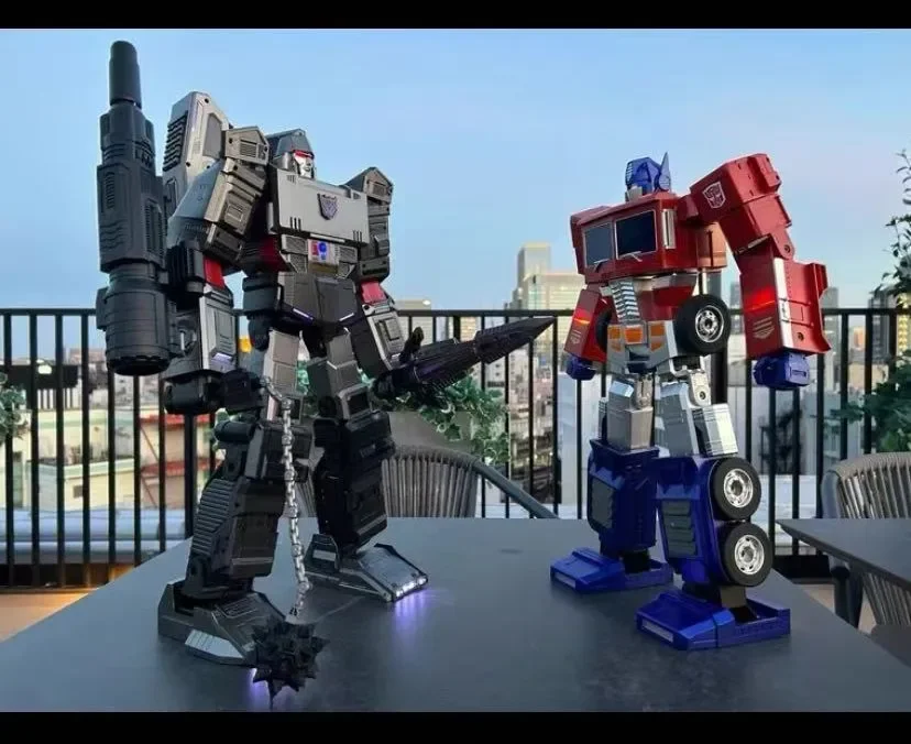 

100% New Inventory Robosen Conversion Masterpiece OP Automatic Conversion Robot - Elite Collector's Edition Action Character Toy