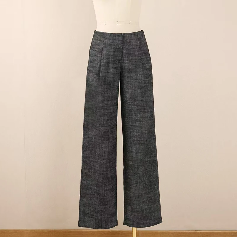 El nuevo traje retro a cuadros, pantalones de pierna recta y pantalones casuales para Primavera/Verano 2025, son elegantes y versátiles.