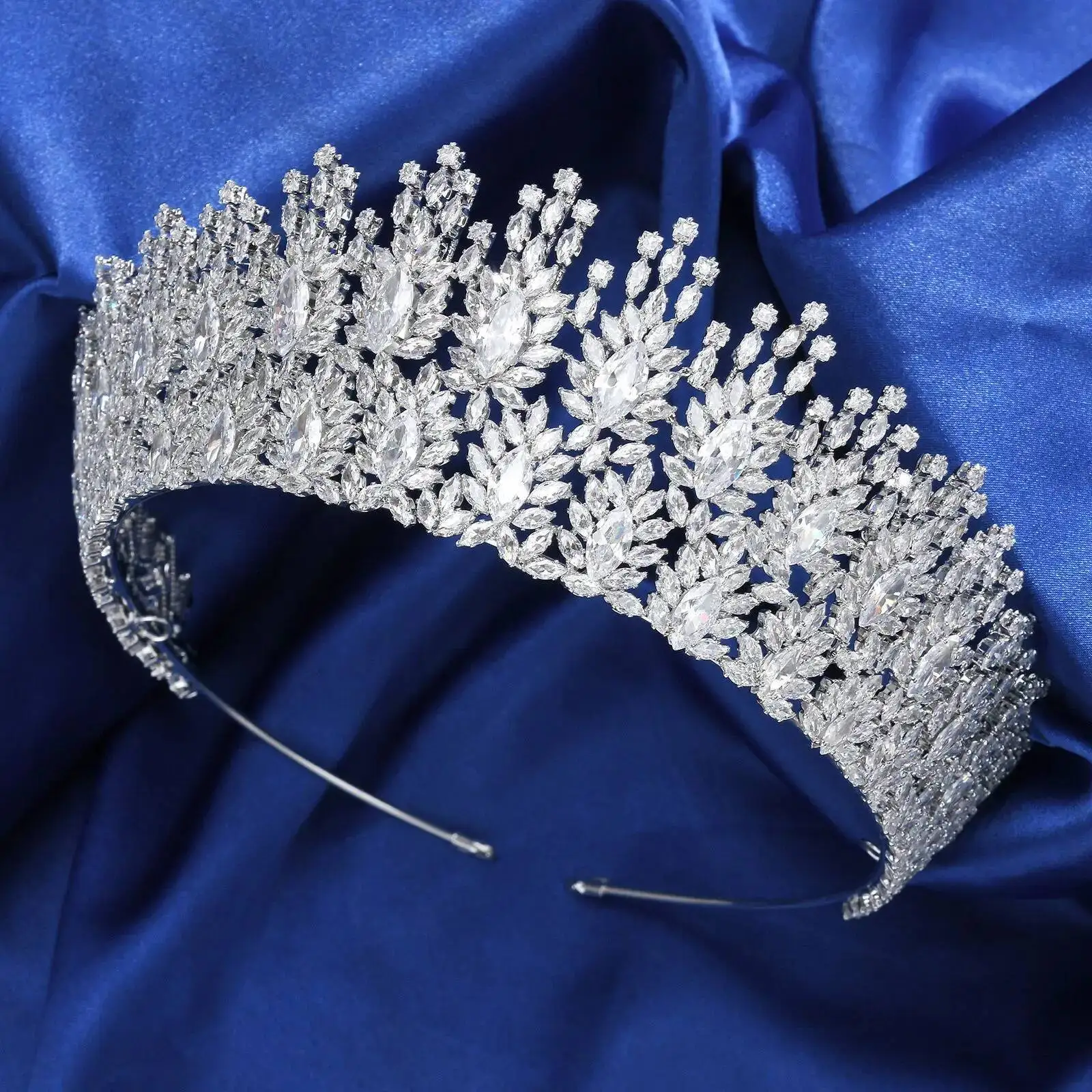 

Свадебная тиара с кубическим цирконием и корона, свадебный головной убор, королевские короны принцессы для театрализованного представления, женские украшения для выпускного вечера невесты, диадема