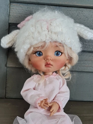 New In Stock 1/6 26cm Qianqian Yuanbao BJD Doll Big Head Resin Material DIY Child Toys Girl Gift Makeup Free Shipping