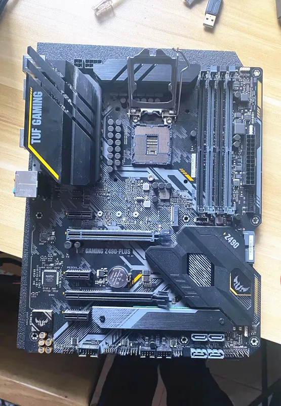 

FOR Asus TUF GAMING Z490-PLUS motherboard LGA 1200 support i3-10300 10500 10600 11600 11700 11900 cpu M.2 DDR4 128GB
