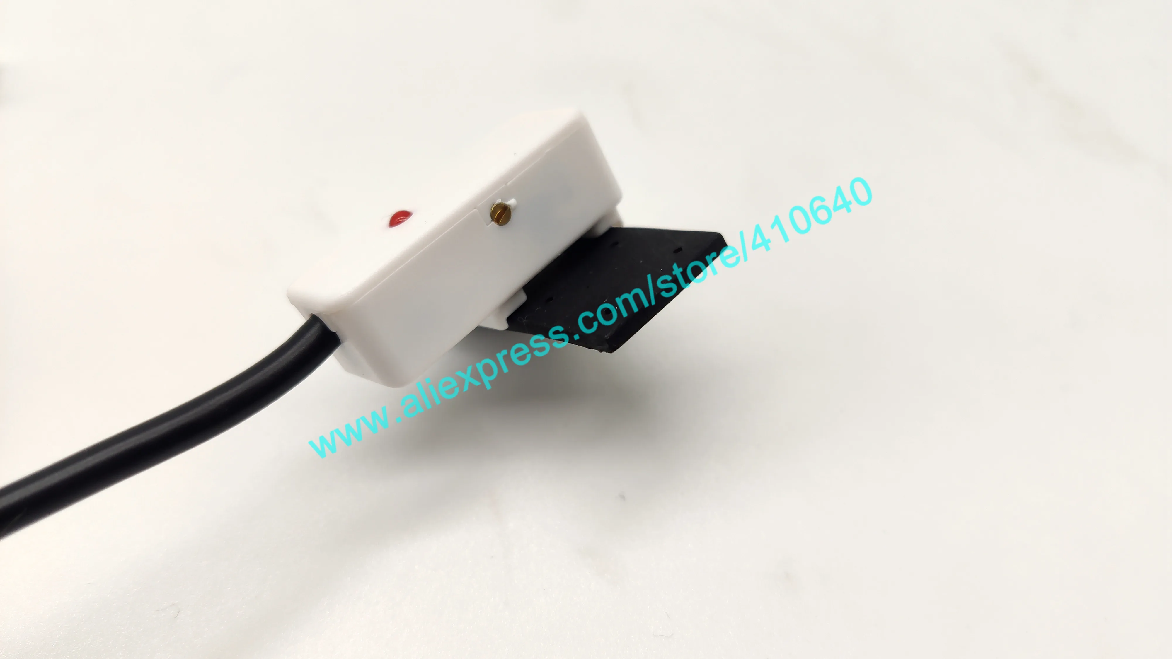 DC 24V XKC-Y26-NPN sensore di livello del liquido senza contatto sensore di livello dell'acqua sonda di rilevamento del livello del liquido appiccicoso esterno Drop Shopping