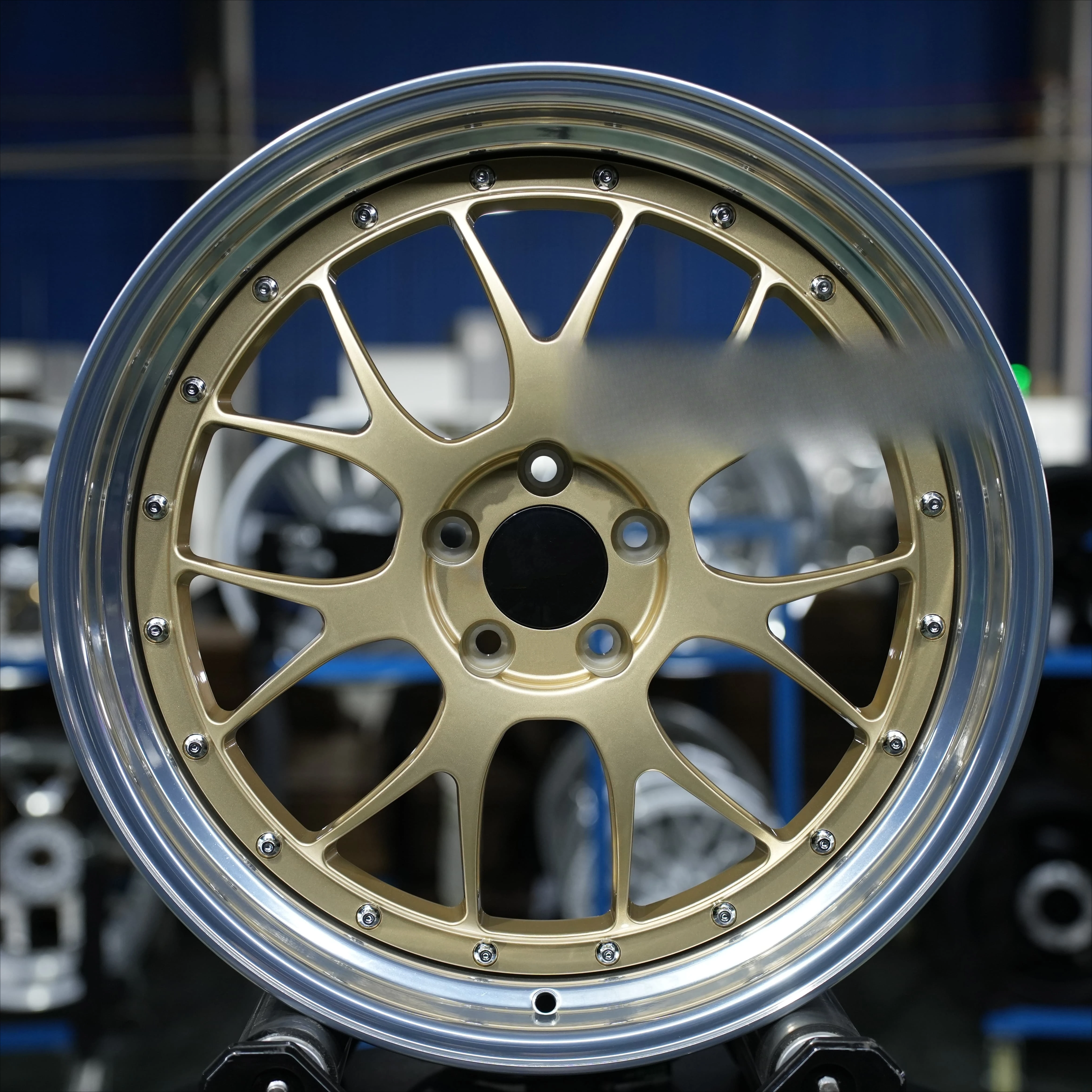 

Custom 2-piece Forged Wheels Lightweight 6061-T6 Wheels Spot 20*8.5J/20*9.5J ET26/32 5*120 72.6 for 3 Series 5 Series X3