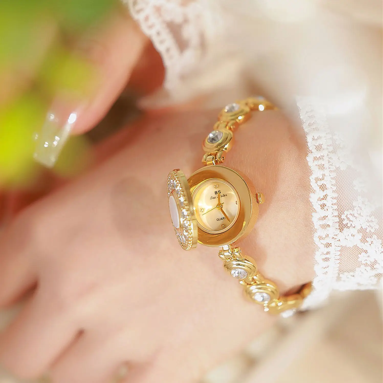 Orologio da polso al quarzo con gioielli eleganti Novità in orologi da donna Orologi vintage dorati di lusso per donna Orologio da polso in oro con bracciale alla moda