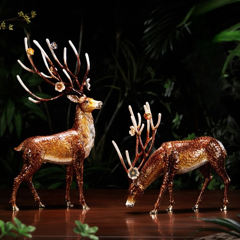 A pair of high-end enamel color Wizard of Oz deer ornaments, home soft decoration accessories, villa TV cabinet entrance