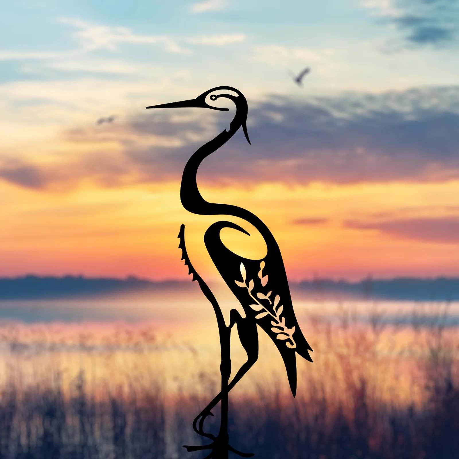 Garden Iron Art Heron Silhouette Stake Outdoor Metal Bird Sculpture 11.8 Inch for Fence Pot Thanksgiving Christmas Gift