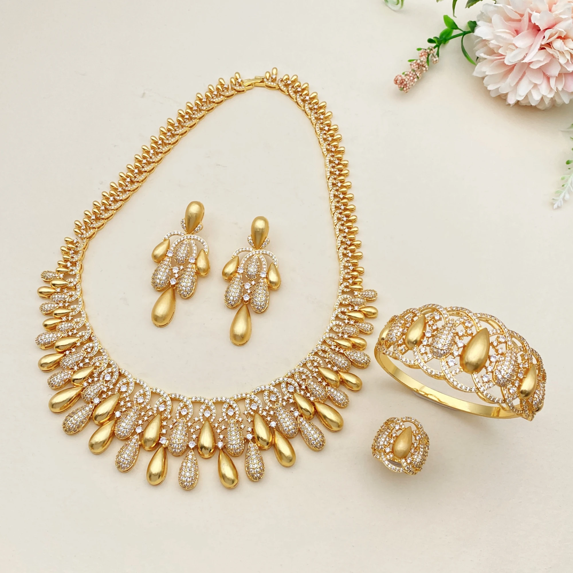 

Flora 4-Pcs Gold Plated Cubic Zirconia Jewelry Set for Women Elegant Party Necklace Earrings Bracelet Ring Fashion Accessory