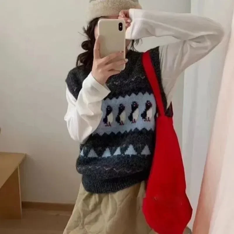 Cute Cartoon Jacquard Sweater Vest Women Vintage O Neck Sleeveless Pullover 2025 Autumn Winter Overlap Knitted Crop Top