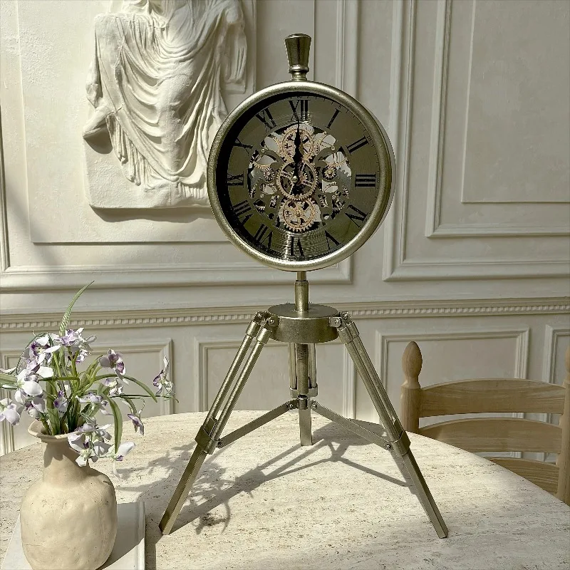 Retro Metal Table Clock Luxury Creative Tripod Stand Desk Clock  Living Room Desktop Mechanical Gear Clocks Home Decoration