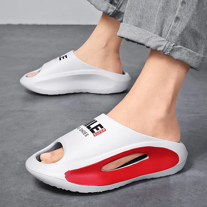 Men Summer Slippers 2023 Trend EVA Soft Bottom Cloud Slides Light Beach Shoes Male Suitable Indoor and Outdoor Platform Sandals