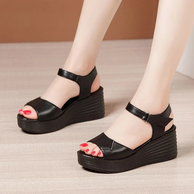 BEYARNE Summer Leather Casual Beach Shoes  Comfortable High Heels Sandals Women Platform Wedges Sandals Office White