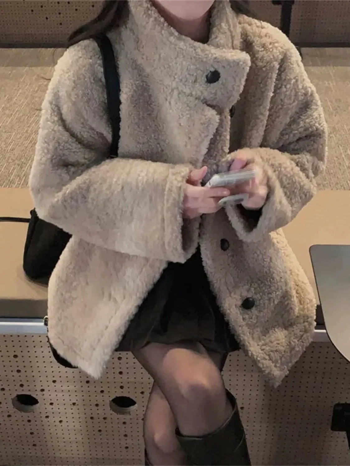 Korean Fashion Stand Collar Lamb Fur Jacket Women's Winter Coat Medium Length Oversized Leather And Fur Integrated High Neck