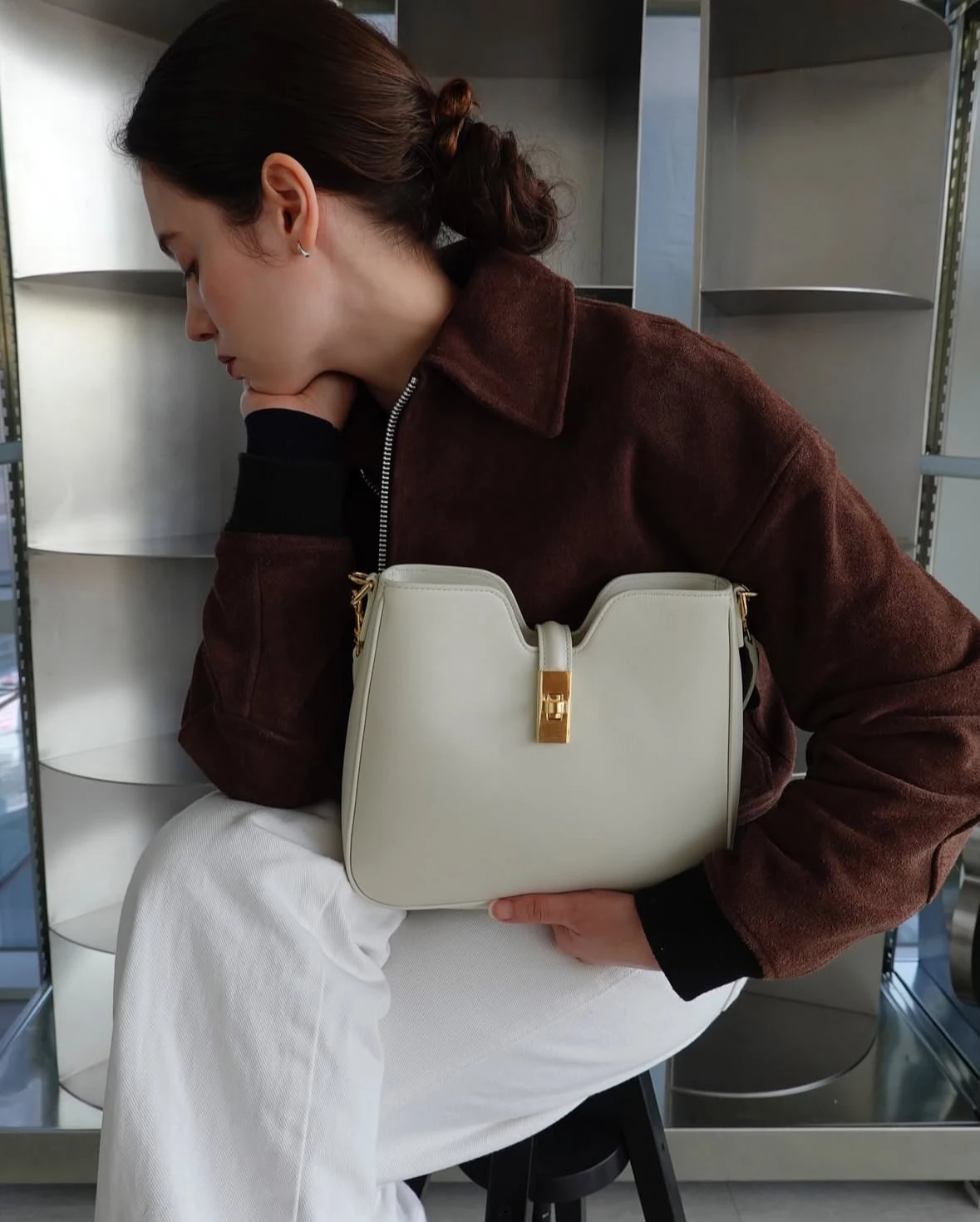 

Spring/Summer 2025 New Genuine Leather Women's Bag Armpit Bag, Hobo Bag, Fashion Commuter Shoulder Bag