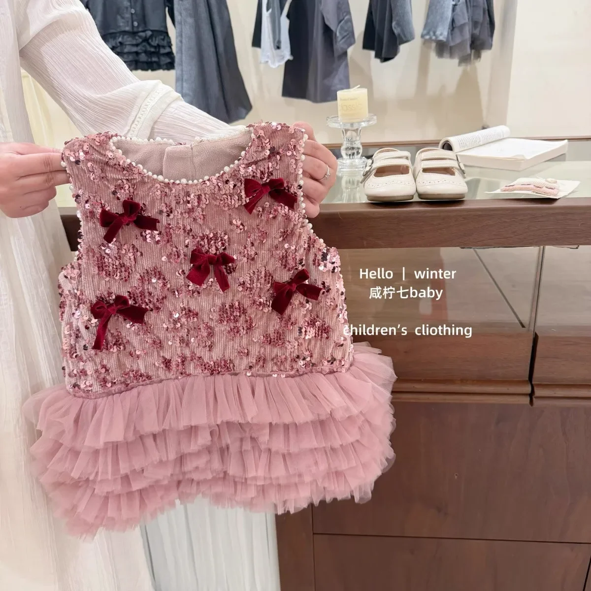 

Baby Girl's Sweet Sequin Vest Dress Velvet Bow Autumn Winter Children's Clothing Soft And Comfortable Fashionable Kids' Clothing