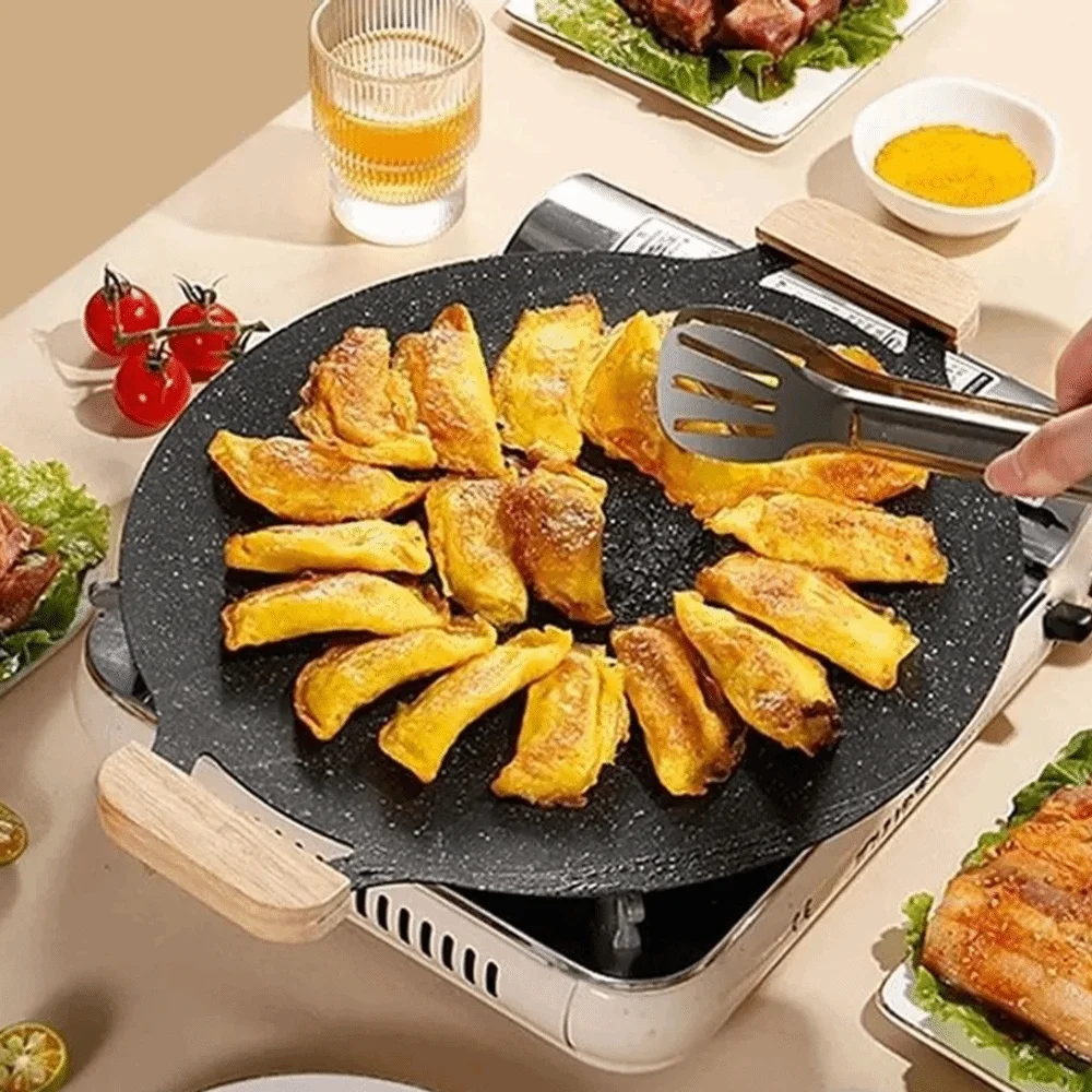 30/32/34/36/38cm Korean BBQ Grill Pan Heat-resistant Holder Round Shape Barbecue Plate Wooden Handle Smokeless Griddle Pan view 3