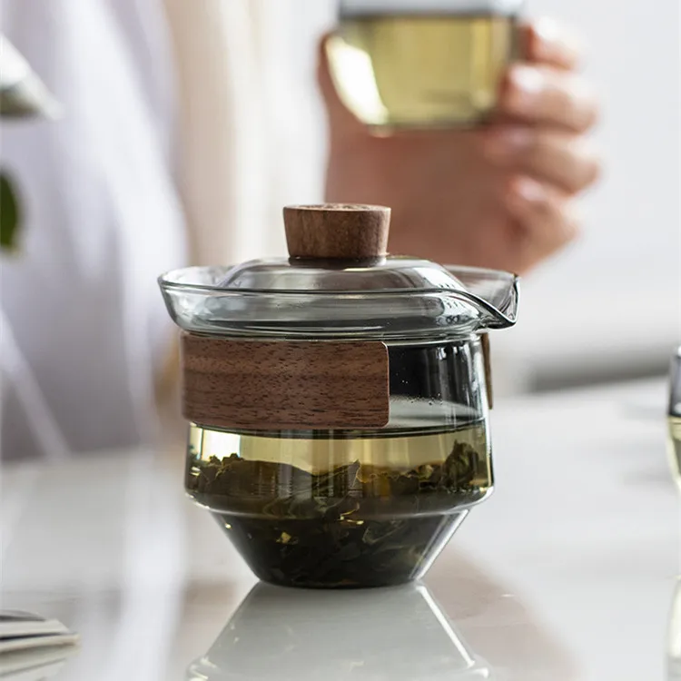 Japanese Style Glass Gaiwan with Insulation Holder Heat Resistant Tea Bowl with Filter Traditional Kung Fu Tea Cup