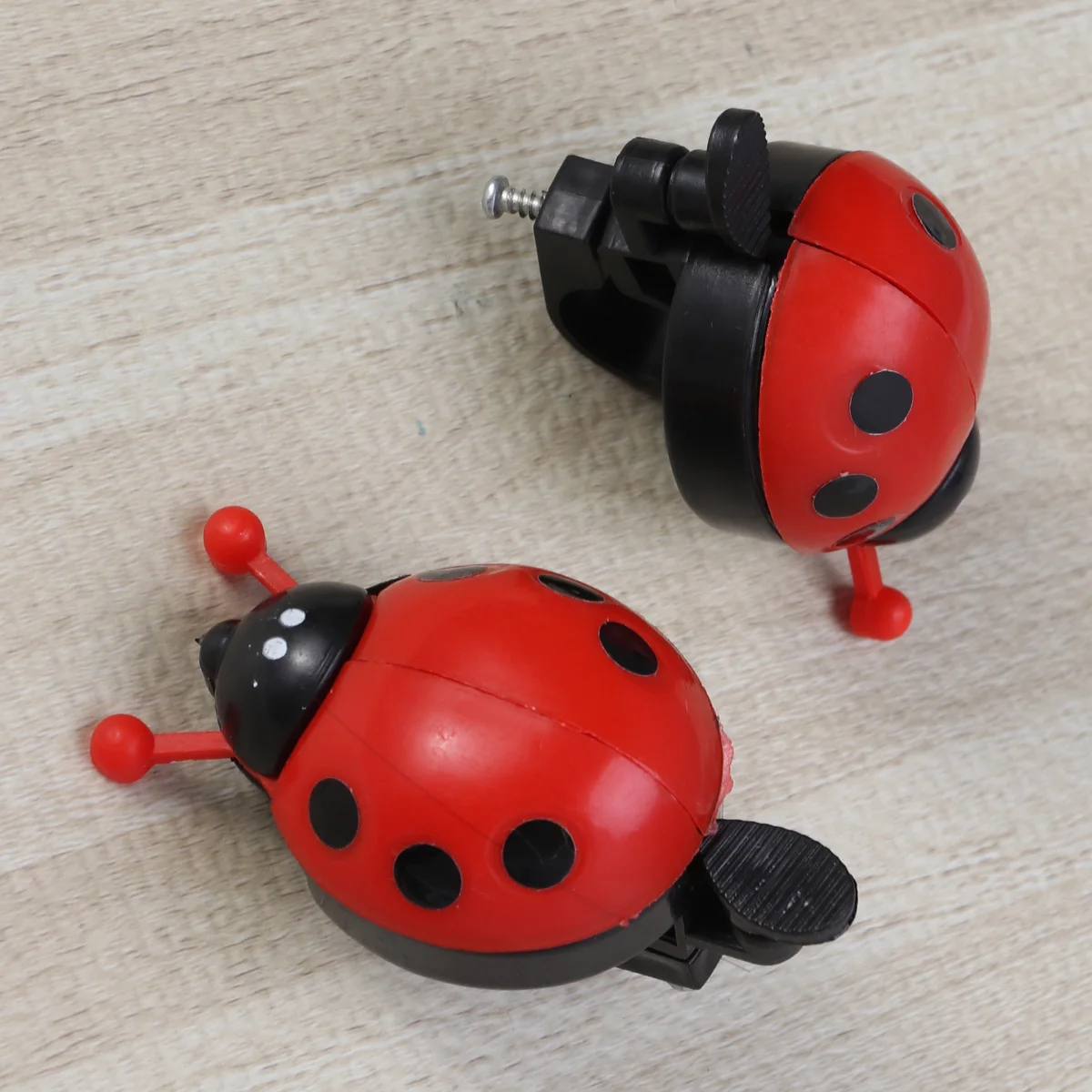 2 Pcs Beetle Cylcling Bell Lovely Horn Bicycle Handlebar Ring Sound Alarm Car Bike Ladybug Bells