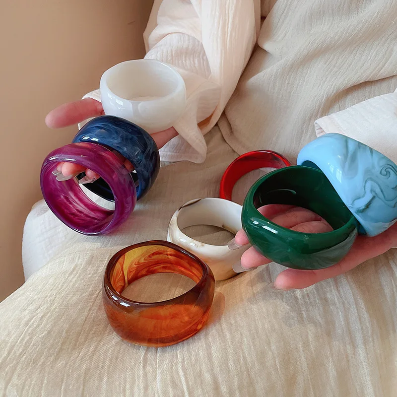 New Punk Irregular Colorful Thick Resin Acrylic Smudging Bangles for Women Geometric Cuff Wide Bangle Bracelet Aesthetic Jewelry
