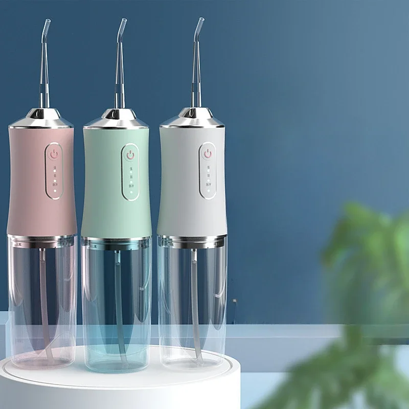 Oral Irrigator for Cleaning Spraying Cleaning and Rinsing Teeth and Electric Portable Household Dental Floss