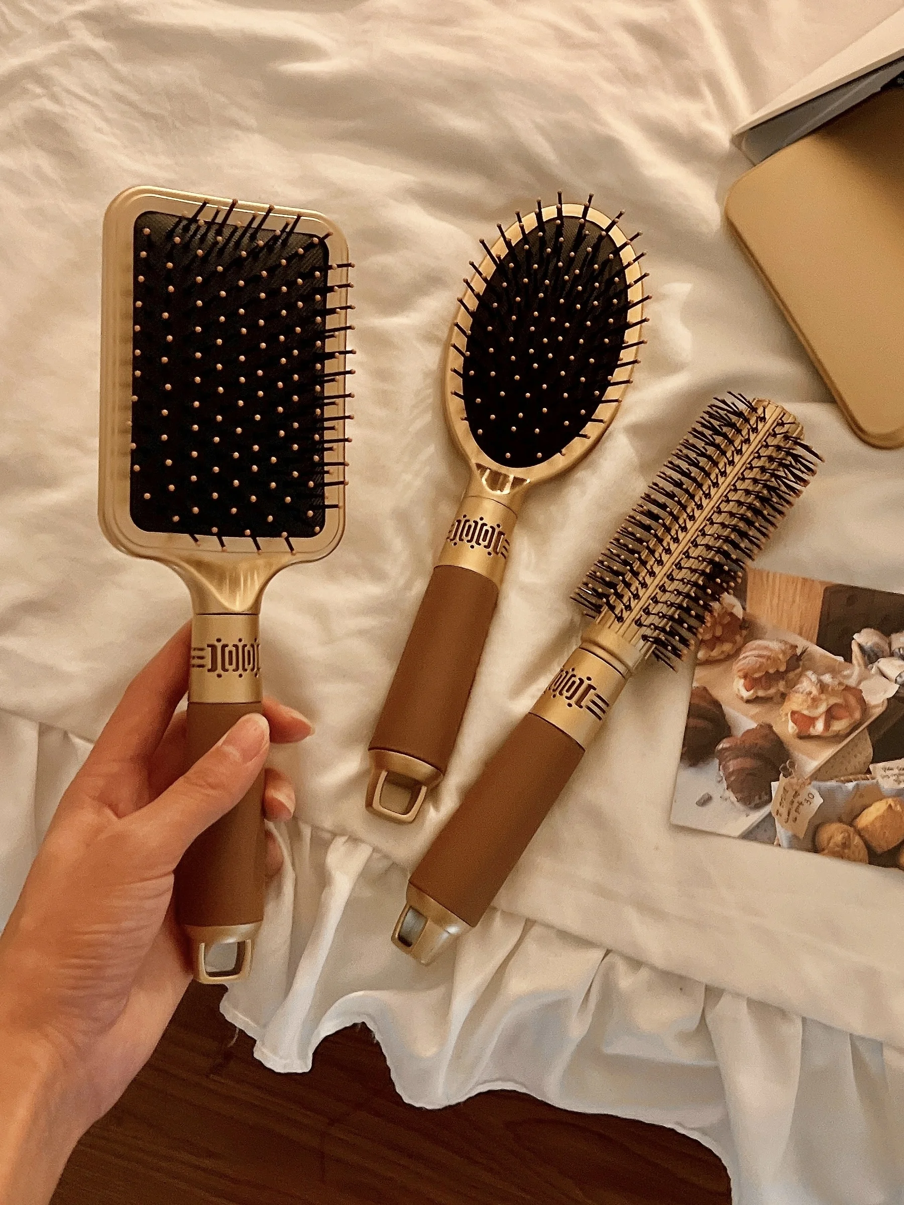 

Portable Home Use Hair Bru for Women Advanced Sensation Airbag Comb Ins Sle Air Cuion Comb Student Dormi Long Hair