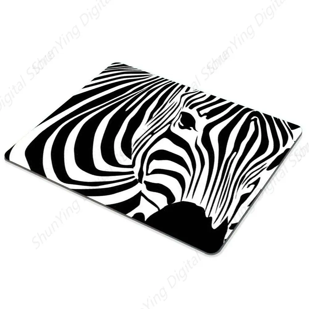 Zebra Stripe Print แผ่นรองเมาส์ยางกันลื่นสีดําเหมาะสําหรับแล็ปท็อปสํานักงานเล่นเกม 25*30 ซม