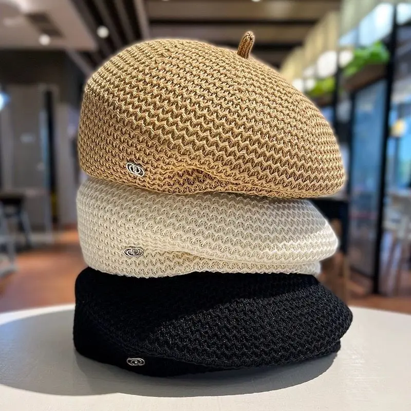 Boina japonesa para niños, novedad de 2024, cara versátil y a la moda que muestra un pequeño sombrero de viento británico de verano, boina de malla