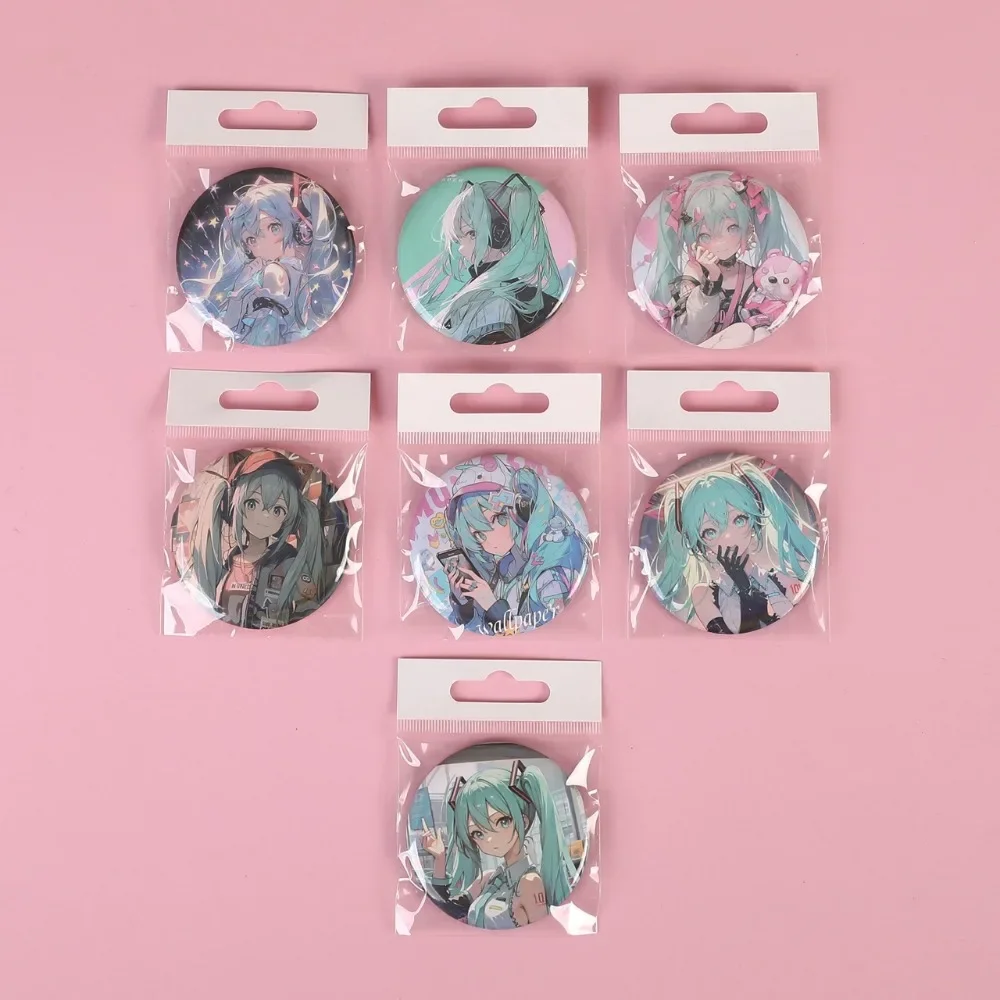 58mm Cartoon Hatsune Miku Badge of Metal Kawaii Imp Reflect Light Brooch Cute Girl Clothes Backpack Accessory Anime Expo Present