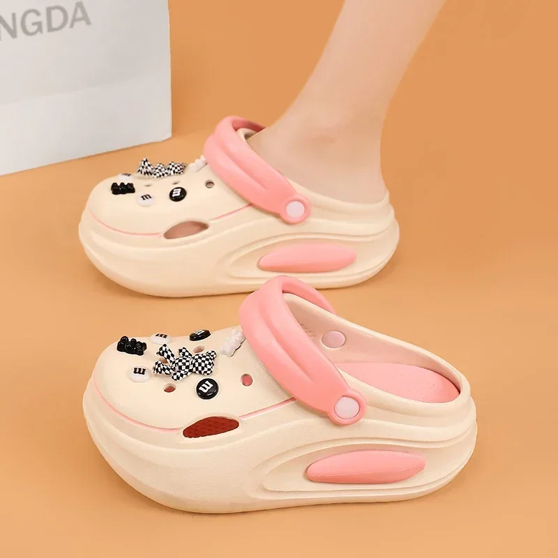 2024 Summer Soft Thick Sole Diy Clogs Garden Shoes Woman Closed Toe Non-Slip Beach Slides Sandals Women Chunky Platform Sandals