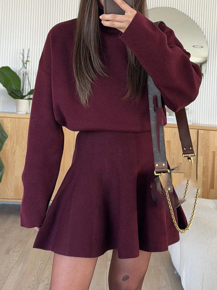 

2025 Autumn Winter New Knitted Skirts Sets Fashion Women Long Sleeve Pullover&Skirts Sets Solid Loose Pleated Skirts Commute Set