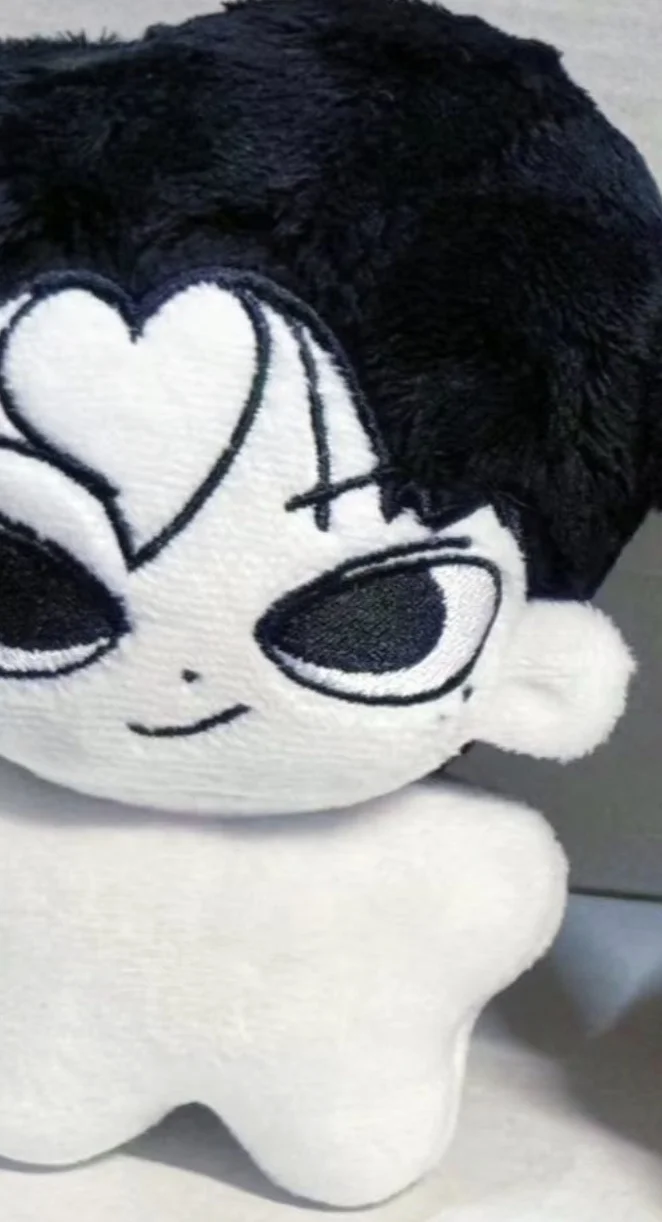 Peluche de 10cm pour beau garçon, idole Park Jong-seong, peau noire et blanche, corps d'étoile de mer, poupée en coton, sac à dos, pendentif, ornement ou cadeau