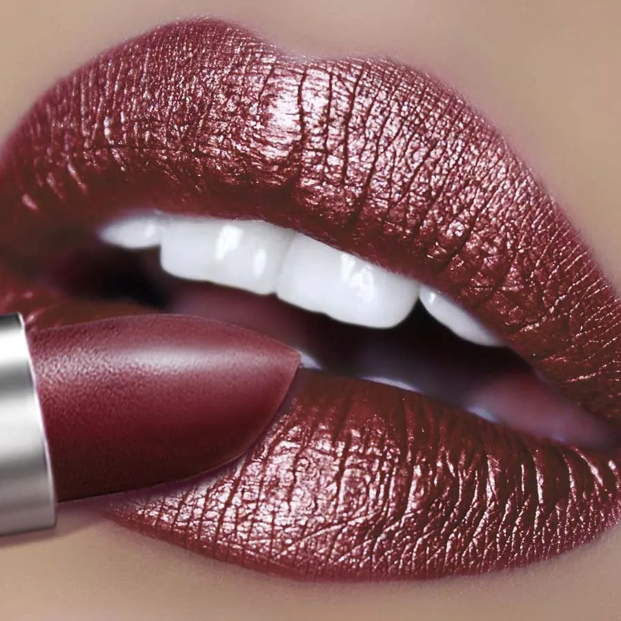 1 PC レッドメタリック口紅長期的なグリッター防水リップ釉薬保湿発光リップティントシマー光沢のあるリップグロスメイク