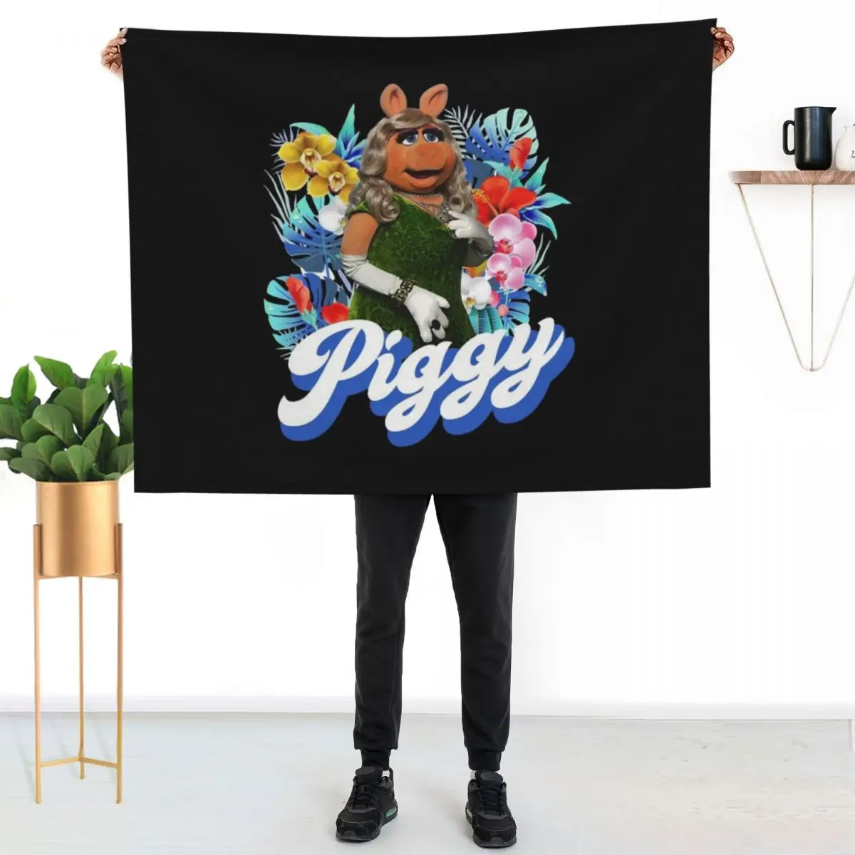 Miss Piggy Throw Blanket Flannel Bed Sofa Throw anime Fashion Sofas blankets and throws Blankets