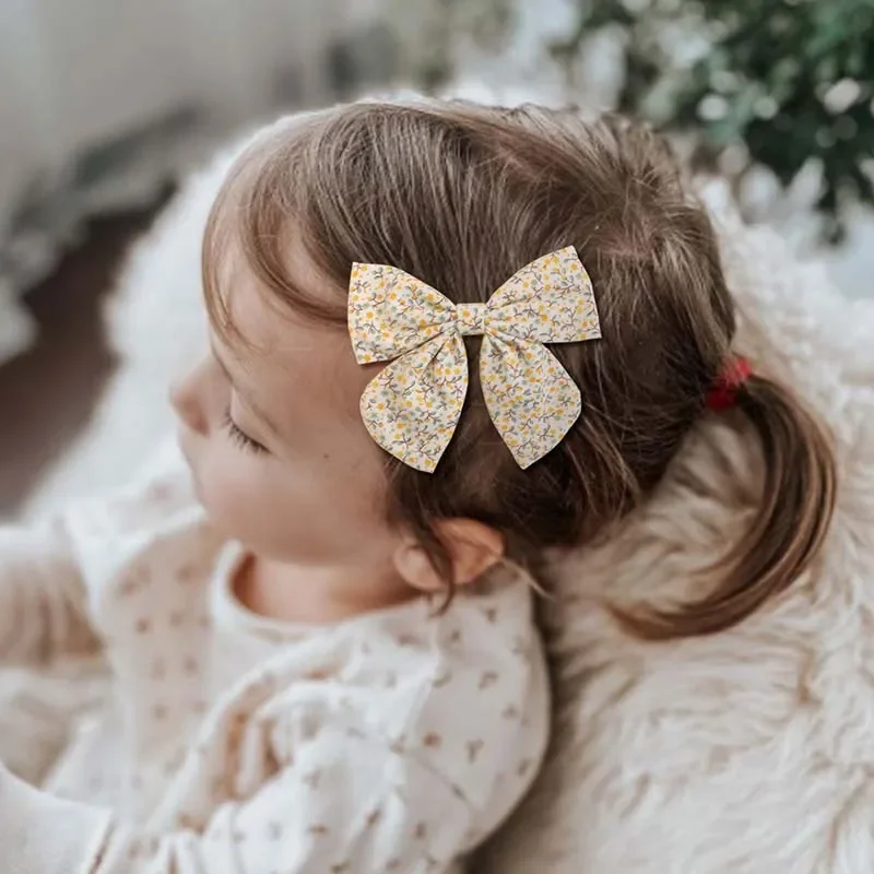 Oaoleer 2Pcs/set New Daisy Flower Hair Bow Clips for Kids Girls Cute Bowknote Hairpin Kids Barrettes Summer Hair Accessories