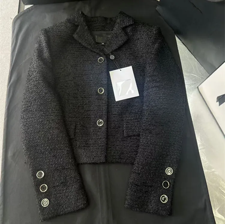 Customization European women's fashion 2026 spring new styles Long-sleeved suit collar tweed coat and skirt set