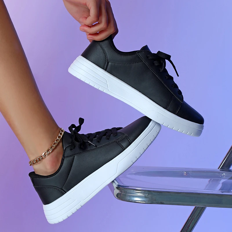 

Solid Flat Casual Skate Shoes Unisex Low Sneakers Breathable Lightweight Non Slip Wear Resistant Street Canvas Footwear