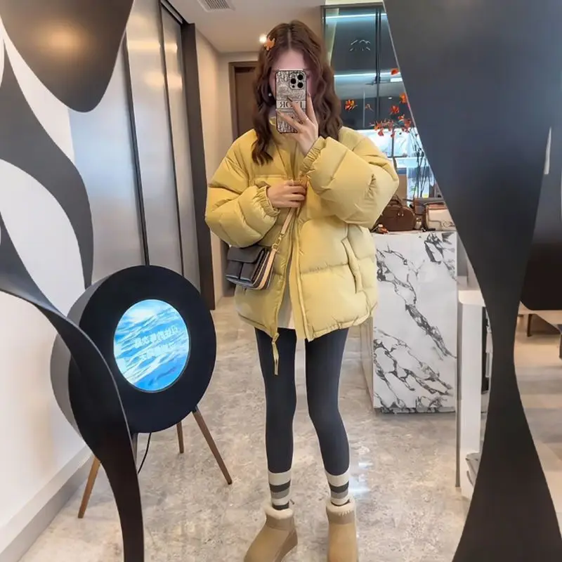 

Зеленые женские пуховики-парки в корейском стиле: экологичные, натуральные, для активного отдыха, в природе, в лесу, нейтральные цвета