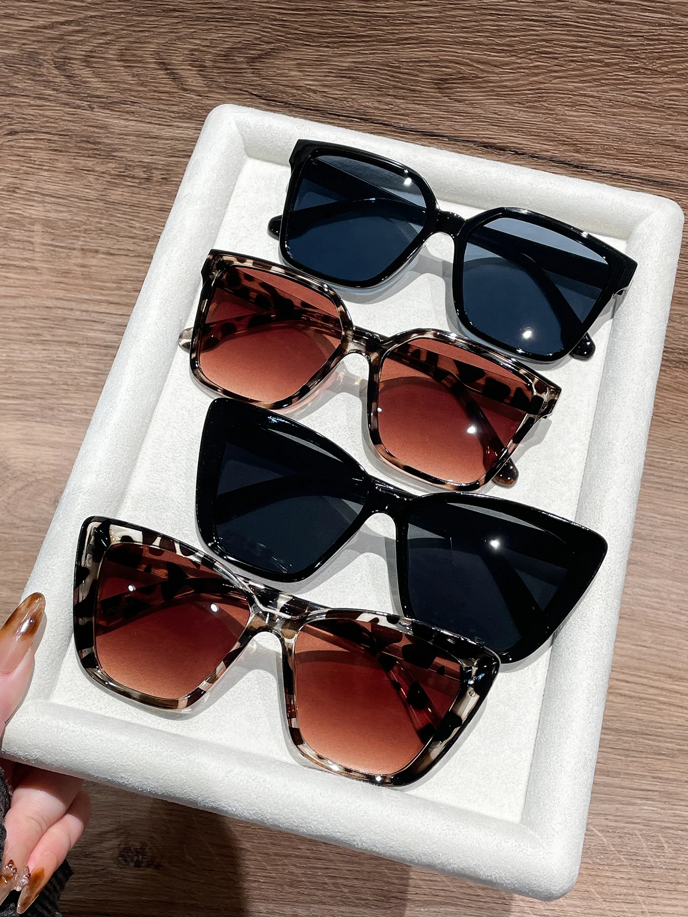 4PCS Fashionable Minimalist Large Frame Glasses Unisex Suitable for Daily Wear Street Photography And Driving