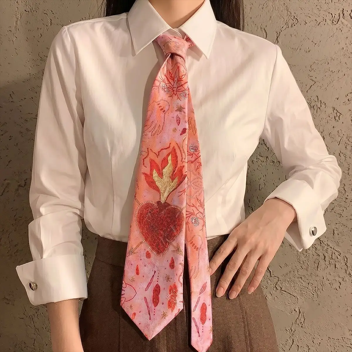 Soft Pink Flame Heart-Print Tie: Retro Artistic Satin Scarf for Commuting Outfits—A Unique Accessory