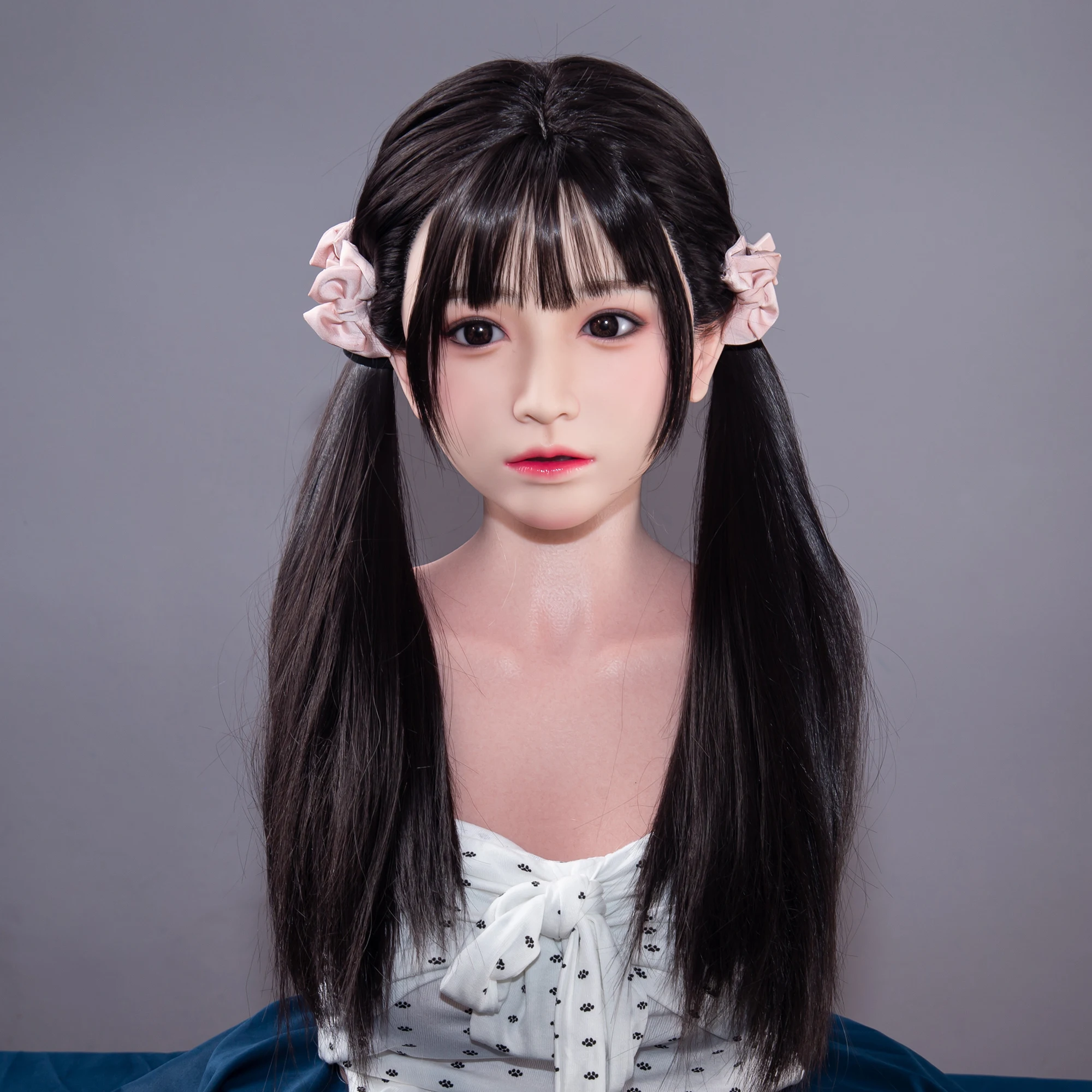 실리콘 소재로 제작된 여성 머리 모델의 1:1 복제품, 사실적인 피부 질감, 성인 남성용 장난감, 모발이 심어져 있음