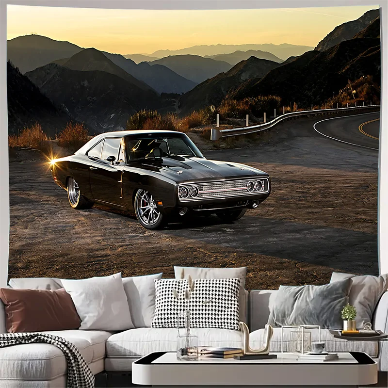 

Классический черный гоночный автомобиль на горной дороге на закате, настенный гобелен, машинная стирка, всесезонный декор, художественный принт, автомобильный дизайн, для дома