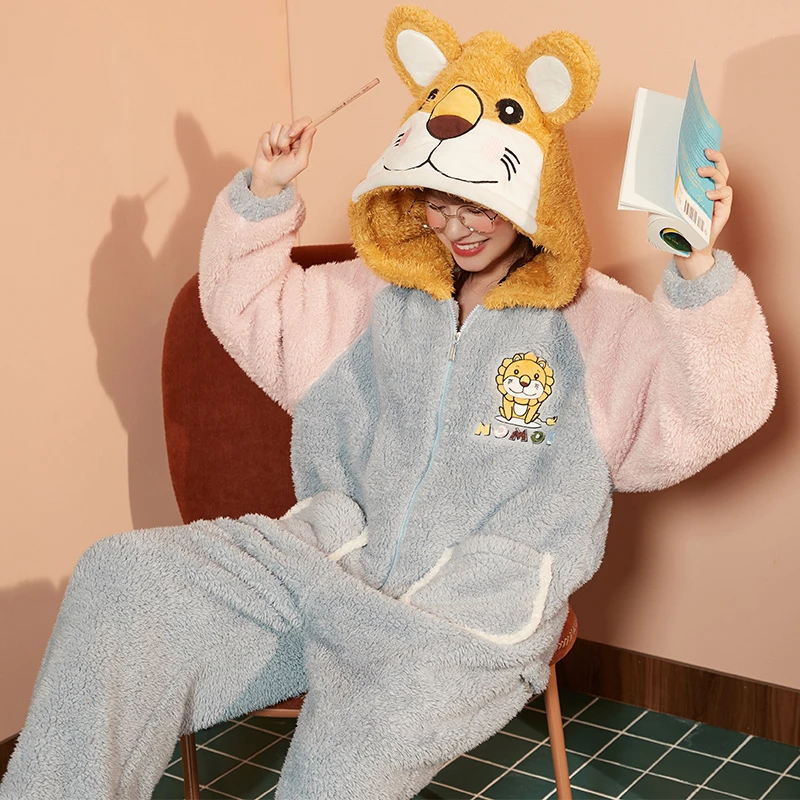 Adult Kigurumis Women Pijama Onesie Jumpsuit Lady Cartoon Pig Lovely Winter Thicken Hoodie Pyjamas Soft Warm Girls Sleepwear